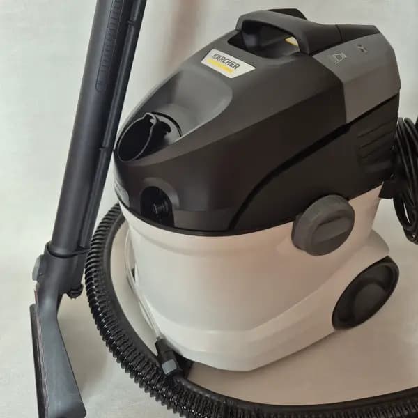 Аренда моющего пылесоса Karcher SE 5 (для химчистки мягкой мебели, ковров)